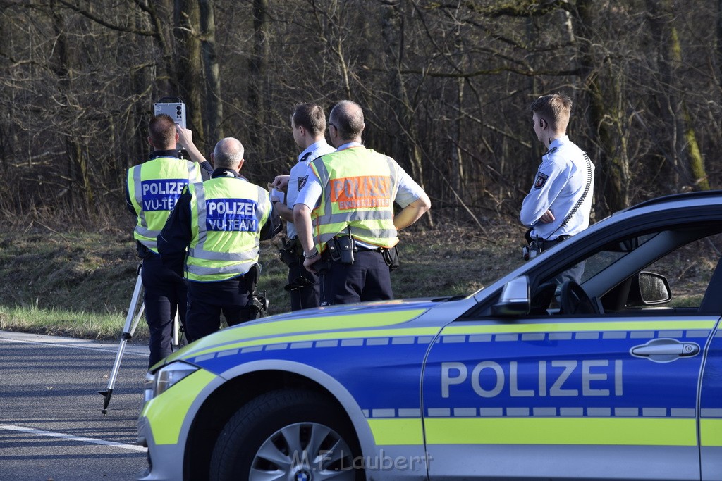 Schwerer VU Krad Fahrrad Koeln Porz Alte Koelnerstr P185.JPG - Miklos Laubert